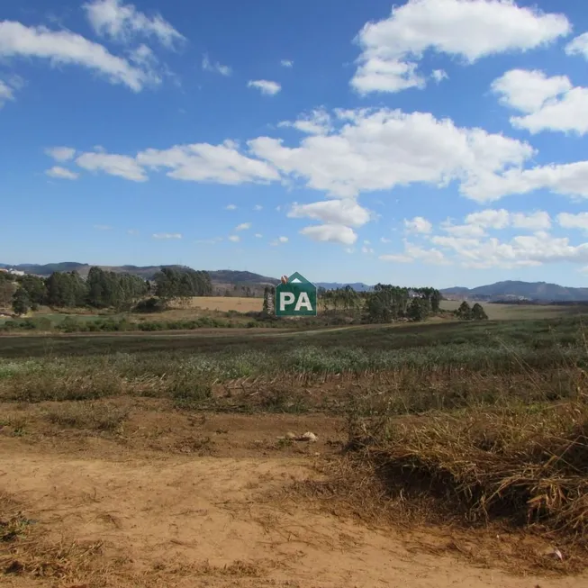 Foto 1 de Fazenda/Sítio com 1 Quarto à venda, 2400000m² em Zona Rural, Poços de Caldas