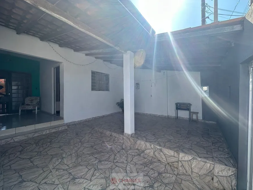 Foto 1 de Casa com 2 Quartos à venda, 83m² em Jardim Europa, Mogi Mirim