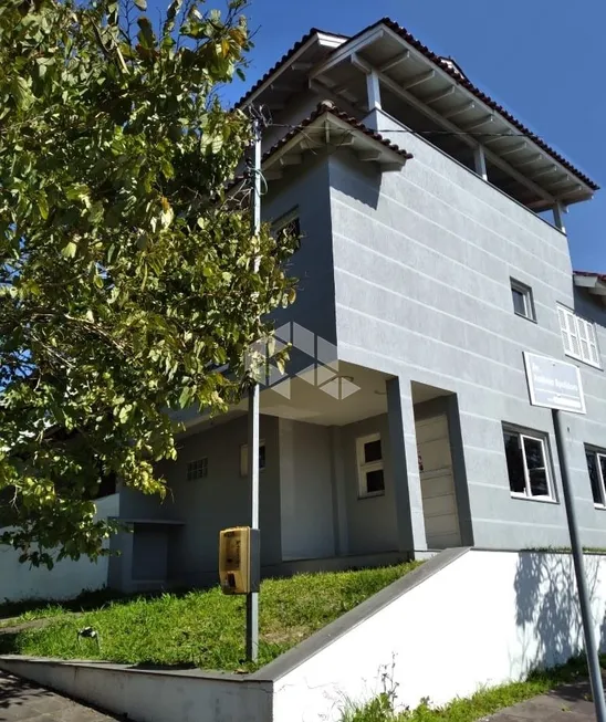 Foto 1 de Casa com 4 Quartos à venda, 159m² em Hípica, Porto Alegre