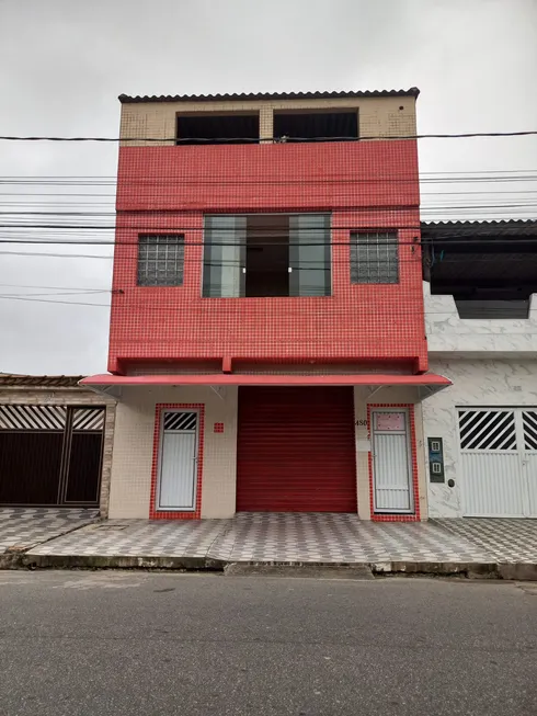 Foto 1 de Casa com 3 Quartos à venda, 310m² em Nova Mirim, Praia Grande