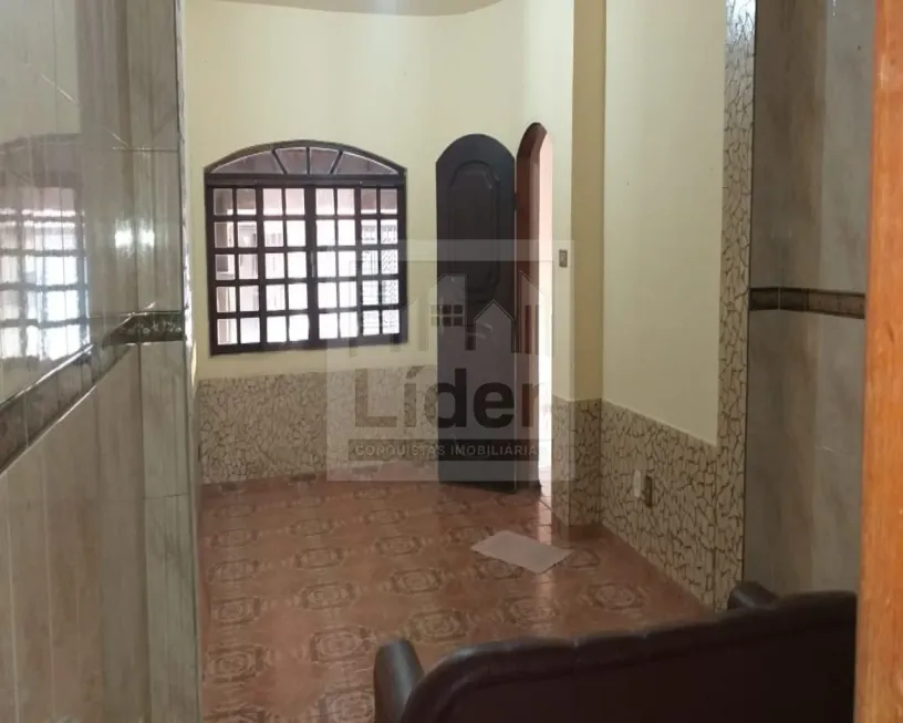 Foto 1 de Sobrado com 3 Quartos à venda, 222m² em Jardim Sao Jose, Caçapava