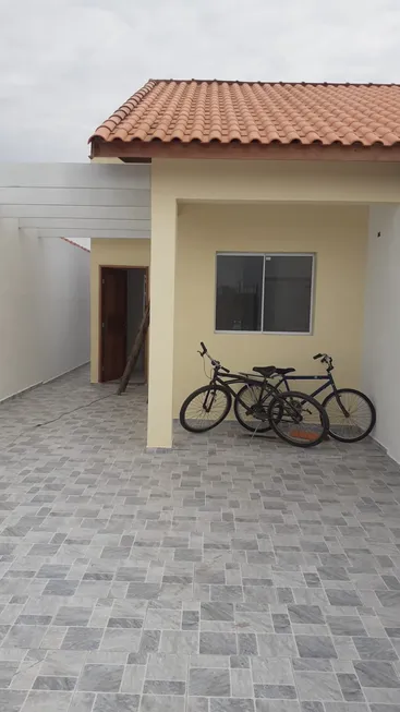 Foto 1 de Casa com 2 Quartos à venda, 75m² em Estancia Antonio Novaes, Peruíbe