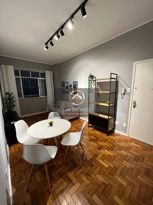 Foto 1 de Apartamento com 1 Quarto à venda, 50m² em Centro, Niterói