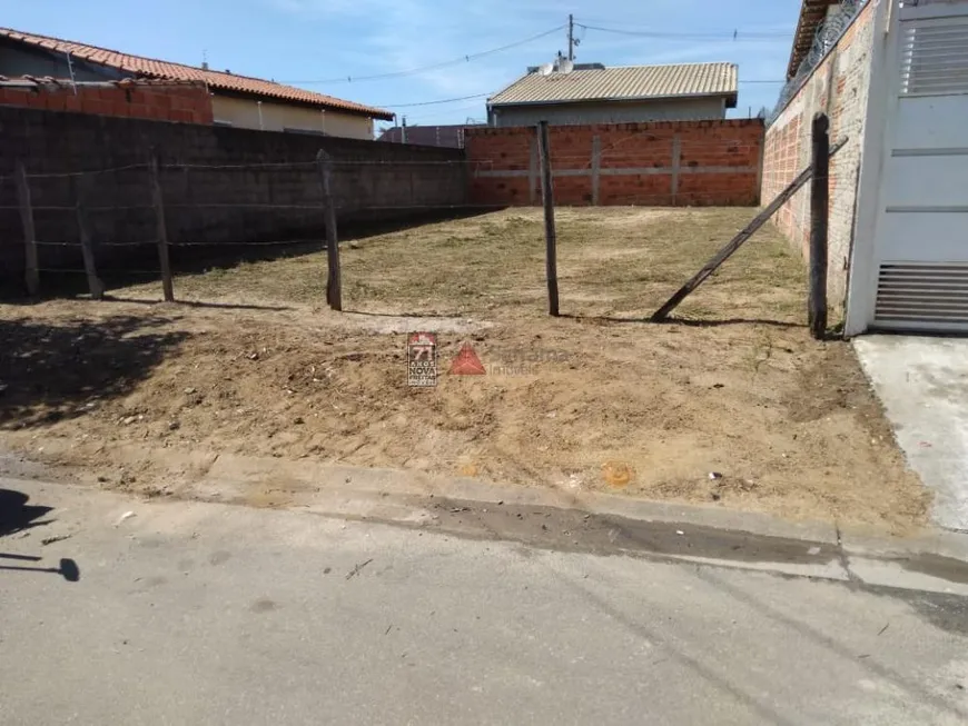 Foto 1 de Lote/Terreno à venda, 200m² em Loteamento Residencial e Comercial Araguaia, Pindamonhangaba