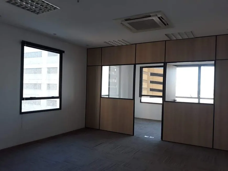 Foto 1 de Sala Comercial para alugar, 56m² em Alphaville Industrial, Barueri