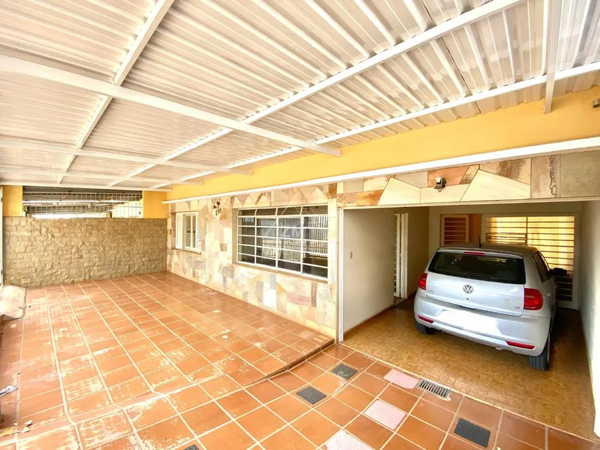 Foto 1 de Casa com 2 Quartos à venda, 256m² em Vila Anhangüera, Campinas