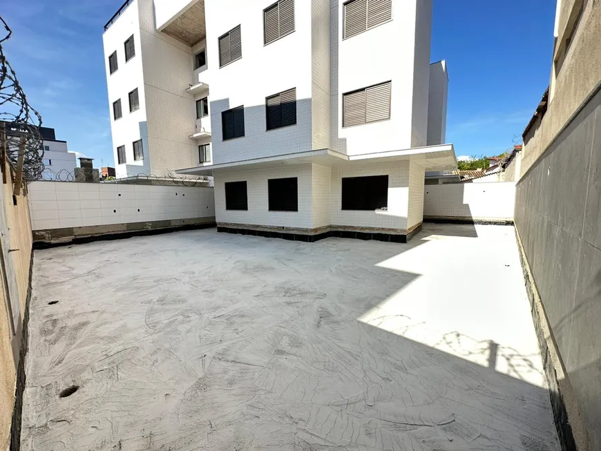 Foto 1 de Apartamento com 3 Quartos à venda, 206m² em Itapoã, Belo Horizonte