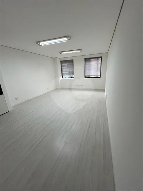 Foto 1 de Sala Comercial para alugar, 33m² em Brooklin, São Paulo