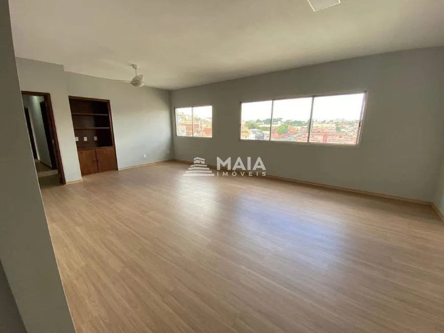 Foto 1 de Apartamento com 4 Quartos para alugar, 159m² em Boa Vista, Uberaba