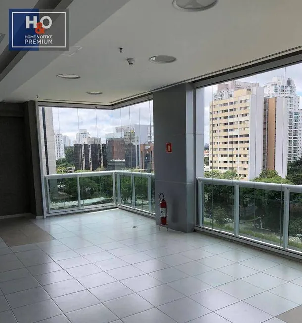 Foto 1 de Sala Comercial para alugar, 581m² em Granja Julieta, São Paulo