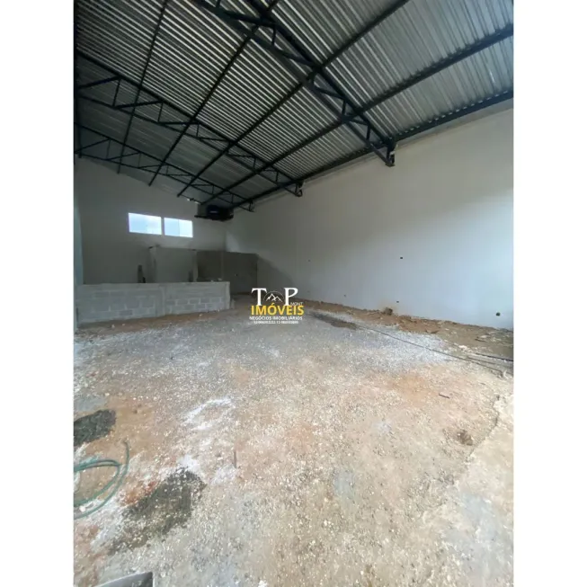 Foto 1 de Galpão/Depósito/Armazém para alugar, 250m² em Caminho Novo, Tremembé