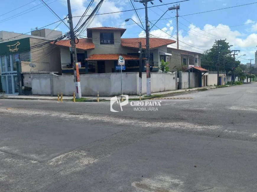 Foto 1 de Imóvel Comercial com 3 Quartos para alugar, 300m² em Parque Manibura, Fortaleza