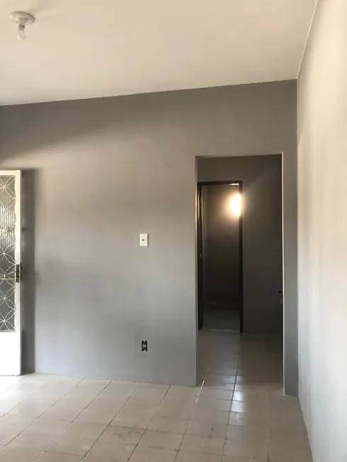 Foto 1 de Casa com 1 Quarto à venda, 70m² em Jóquei Clube, São Gonçalo