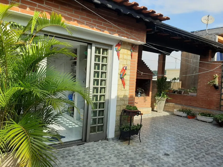 Foto 1 de Casa com 5 Quartos à venda, 275m² em Parque Novo Mundo, São Paulo