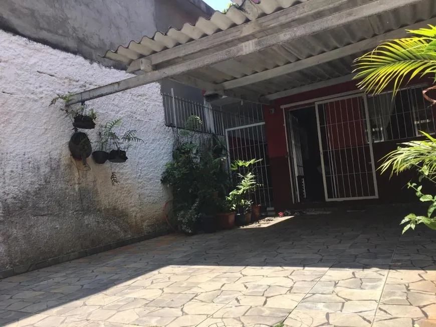 Foto 1 de Casa com 4 Quartos à venda, 150m² em Recreio Campestre, Itapecerica da Serra