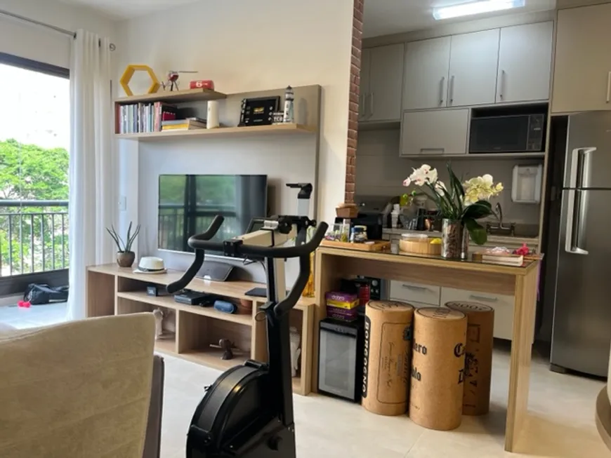 Foto 1 de Apartamento com 2 Quartos à venda, 70m² em Vila Romana, São Paulo