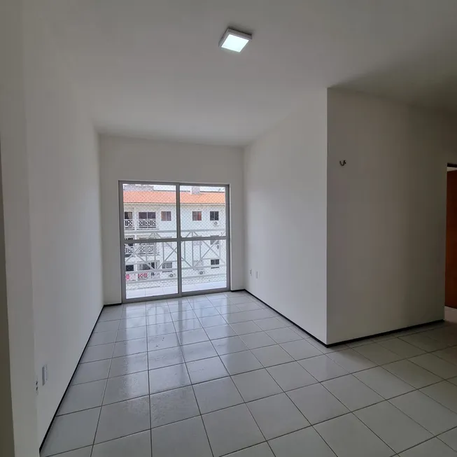 Foto 1 de Apartamento com 3 Quartos à venda, 70m² em Jangurussu, Fortaleza