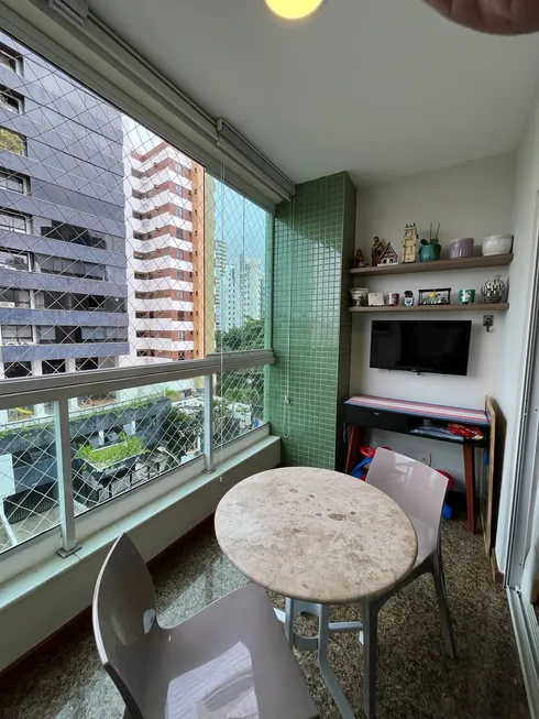 Foto 1 de Apartamento com 2 Quartos à venda, 83m² em Caminho Das Árvores, Salvador