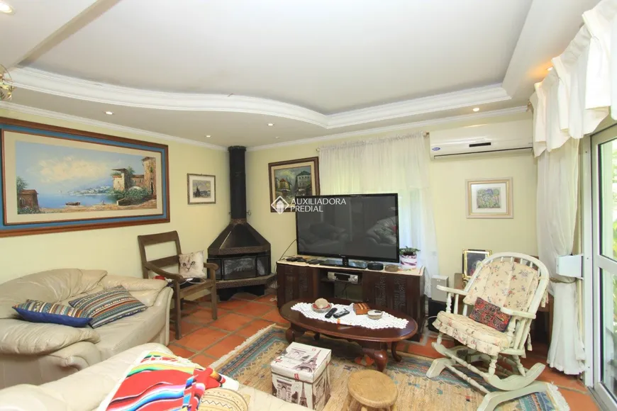 Foto 1 de Casa com 2 Quartos à venda, 124m² em Elsa, Viamão
