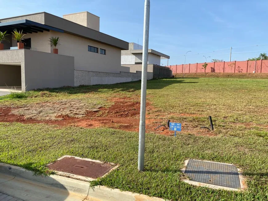 Foto 1 de Lote/Terreno à venda, 745m² em Jardins Italia, Goiânia