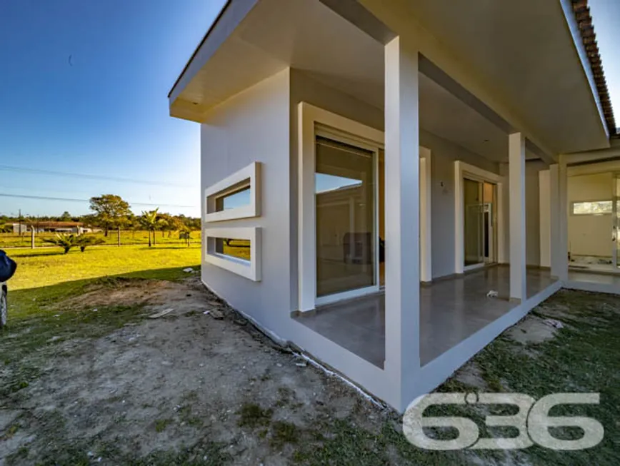 Foto 1 de Fazenda/Sítio com 3 Quartos à venda, 210m² em Pinheiros, Balneário Barra do Sul