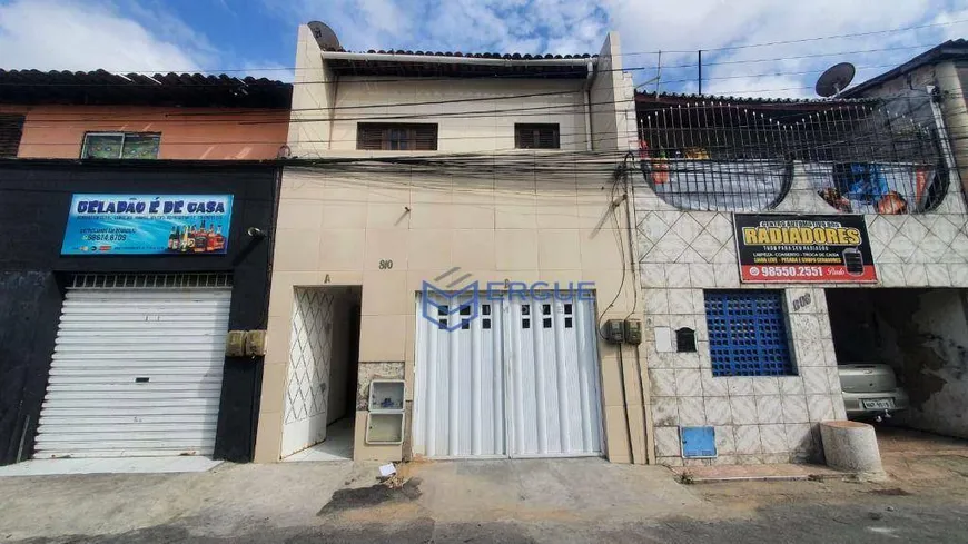 Foto 1 de Casa com 2 Quartos à venda, 130m² em Itaperi, Fortaleza