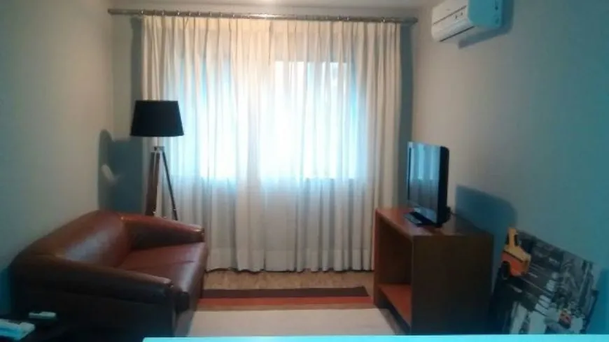 Foto 1 de Flat com 1 Quarto para alugar, 40m² em Itaim Bibi, São Paulo