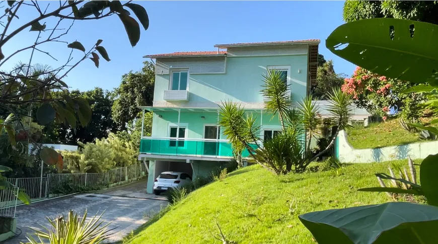 Foto 1 de Casa de Condomínio com 4 Quartos à venda, 300m² em Piratininga, Niterói