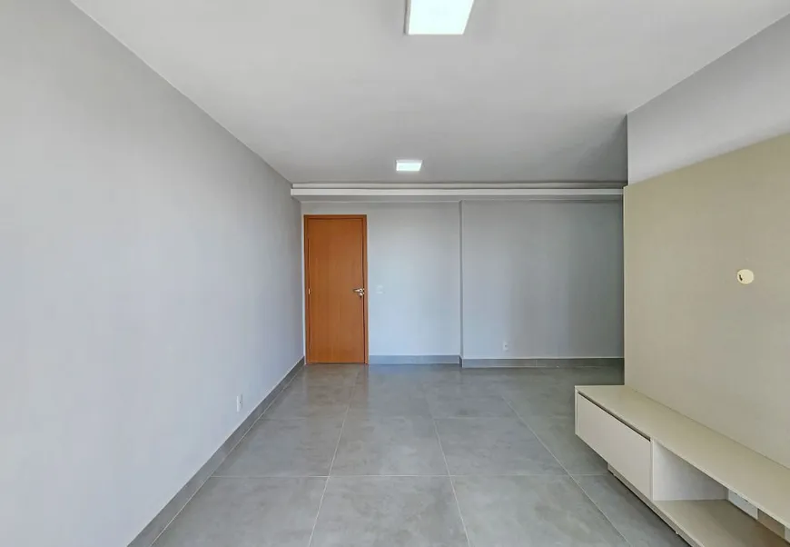 Foto 1 de Apartamento com 3 Quartos para alugar, 80m² em Setor Leste Universitário, Goiânia