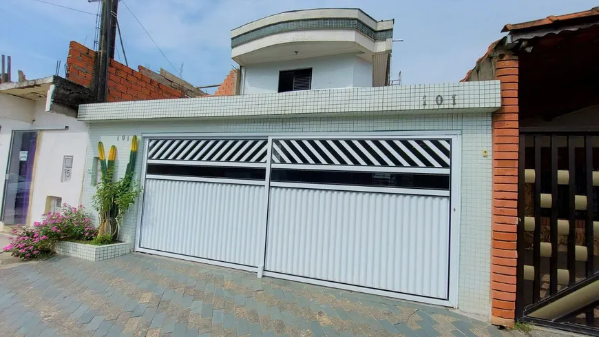 Foto 1 de Casa com 3 Quartos à venda, 150m² em Nova Mirim, Praia Grande