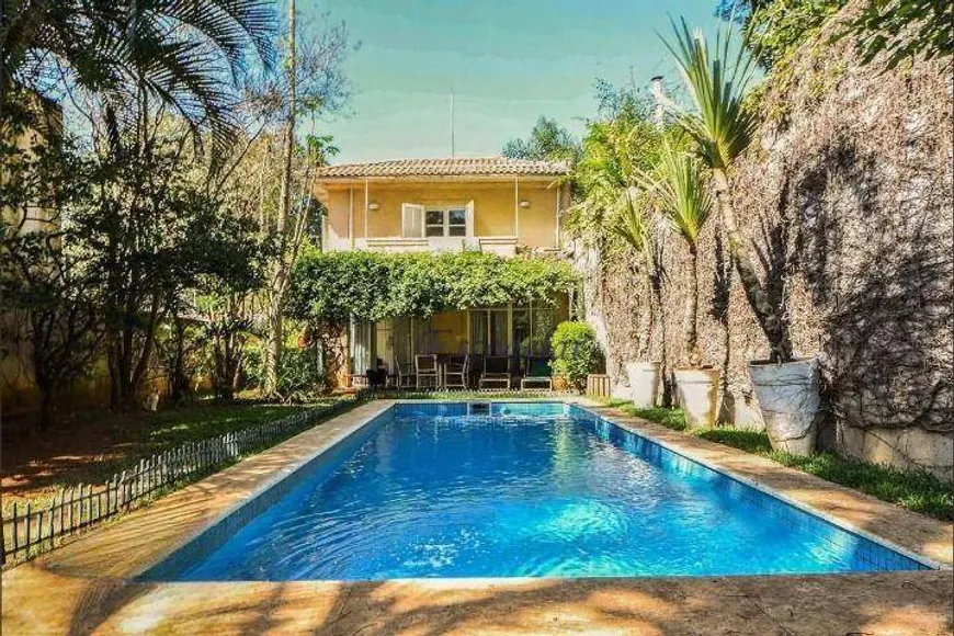 Foto 1 de Casa com 4 Quartos à venda, 370m² em Campo Belo, São Paulo