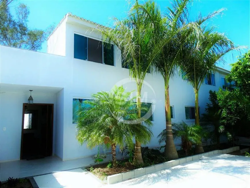 Foto 1 de Casa de Condomínio com 6 Quartos à venda, 150m² em Peró, Cabo Frio