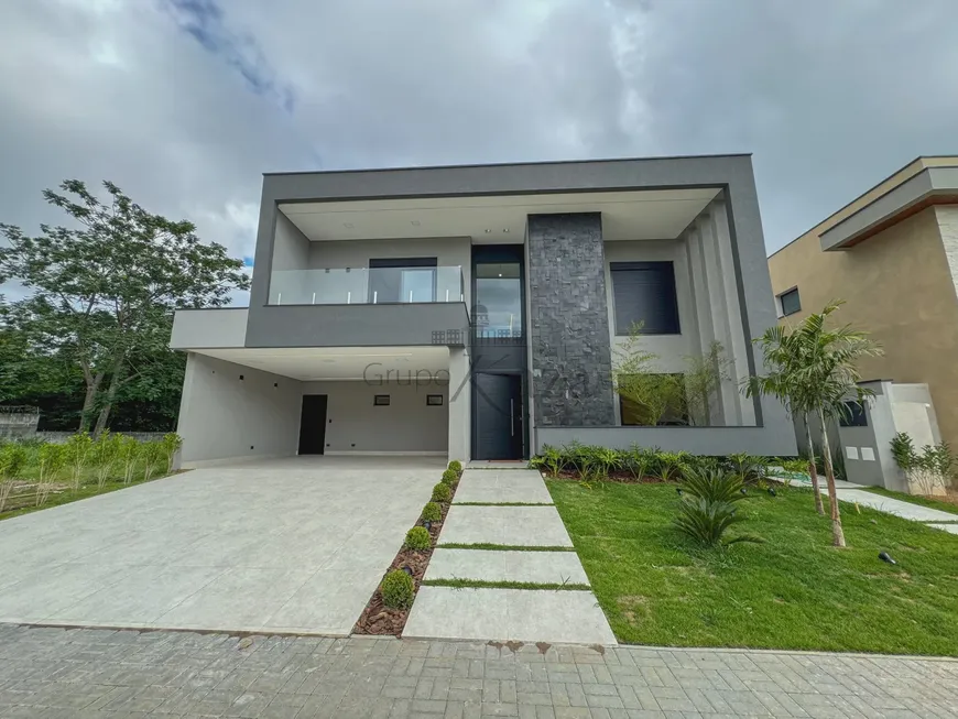 Foto 1 de Casa de Condomínio com 4 Quartos à venda, 390m² em Jardim do Golfe, São José dos Campos