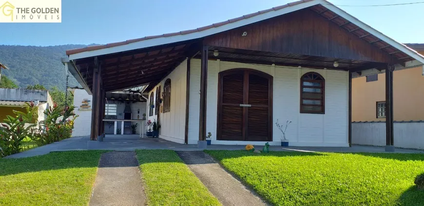 Foto 1 de Casa com 2 Quartos à venda, 104m² em PRAIA DE MARANDUBA, Ubatuba