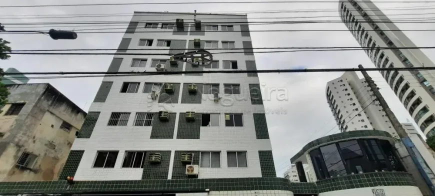 Foto 1 de Apartamento com 3 Quartos à venda, 107m² em Boa Viagem, Recife