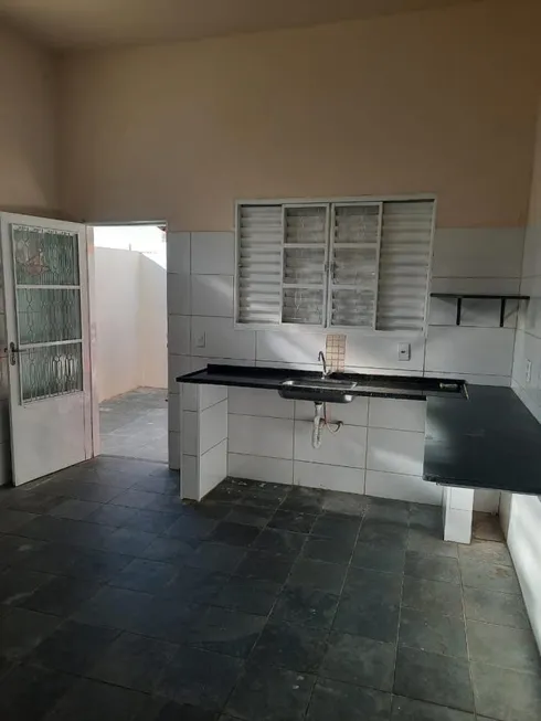 Foto 1 de Casa com 2 Quartos à venda, 125m² em Jardim Marisa, Campinas