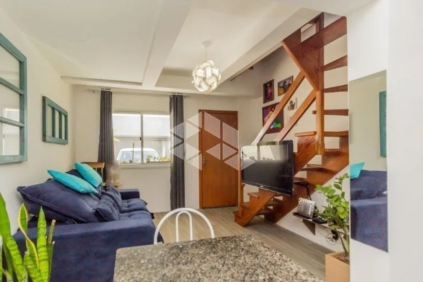 Foto 1 de Casa de Condomínio com 2 Quartos à venda, 52m² em Aberta dos Morros, Porto Alegre