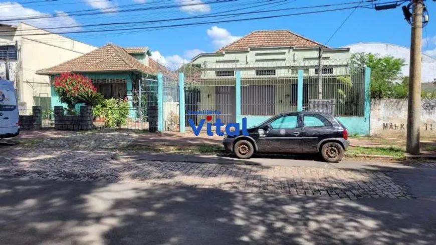 Foto 1 de Lote/Terreno à venda, 1100m² em Navegantes, Porto Alegre