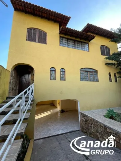 Foto 1 de Casa com 4 Quartos à venda, 350m² em Quitaúna, Osasco