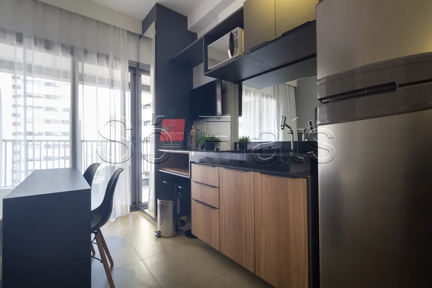 Foto 1 de Apartamento com 1 Quarto à venda, 43m² em Aclimação, São Paulo