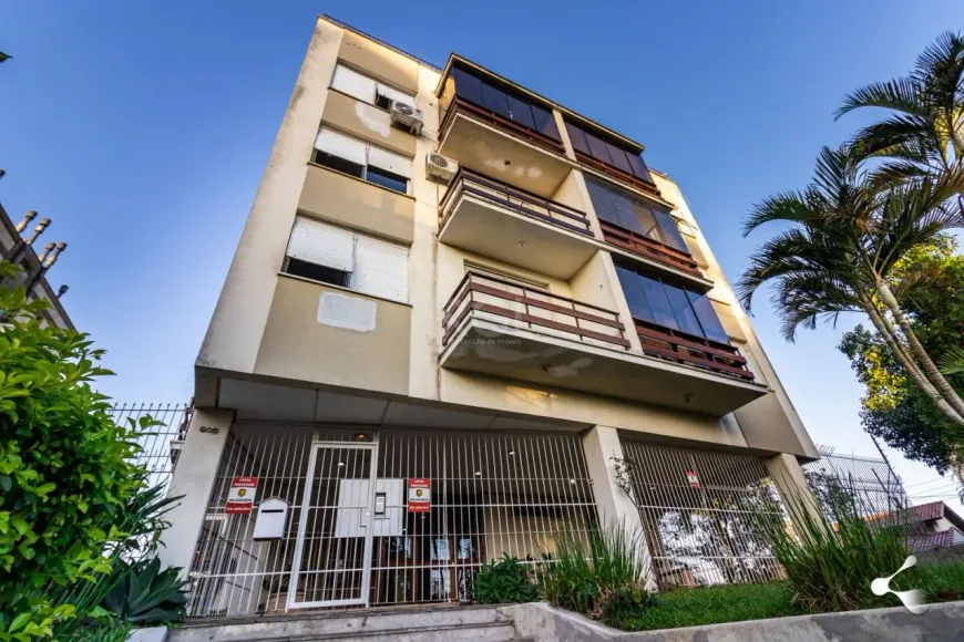 Cobertura na Rua Professor Cristiano Fischer, 906, Petrópolis em Porto