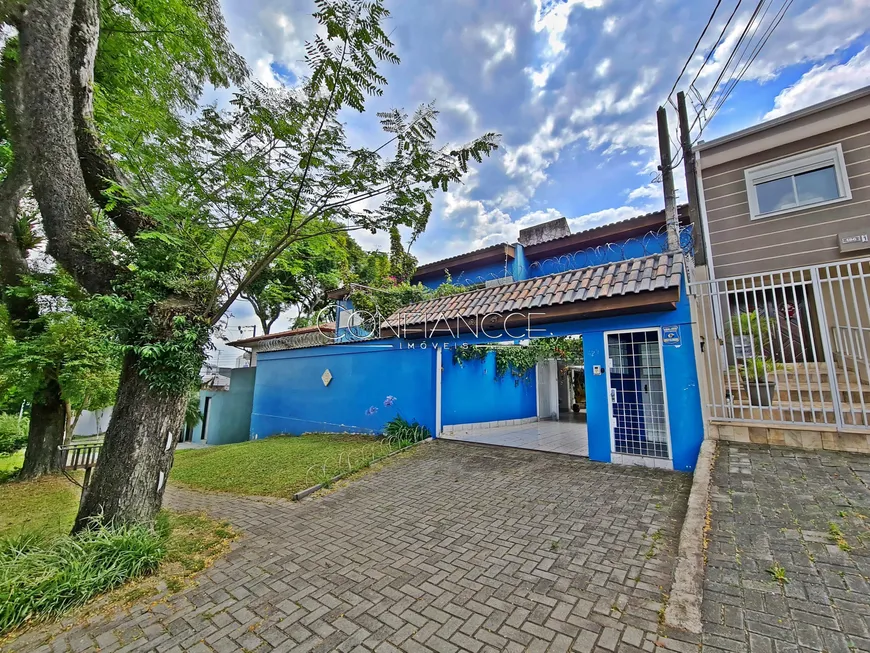 Foto 1 de Casa com 4 Quartos à venda, 372m² em Água Verde, Curitiba