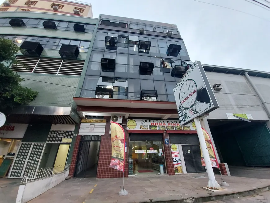 Foto 1 de Sala Comercial à venda, 45m² em Passo da Areia, Porto Alegre