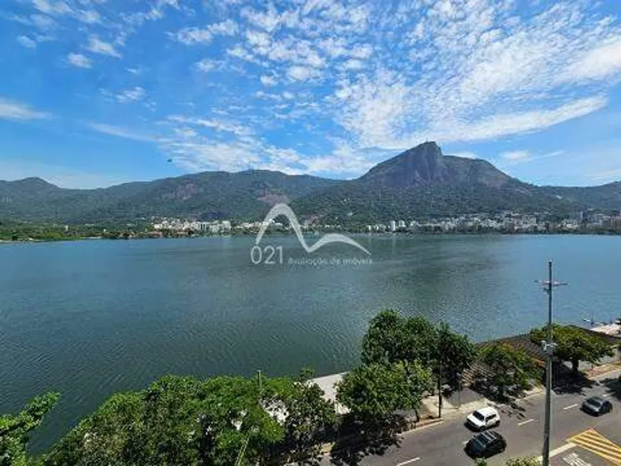 Foto 1 de Apartamento com 3 Quartos à venda, 189m² em Lagoa, Rio de Janeiro