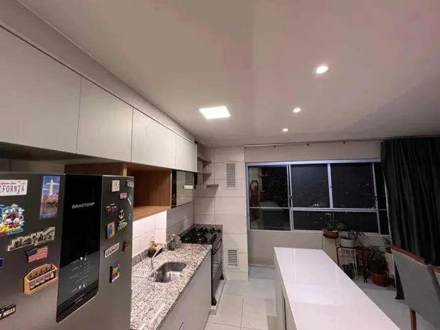 Foto 1 de Apartamento com 3 Quartos à venda, 90m² em Setor Negrão de Lima, Goiânia