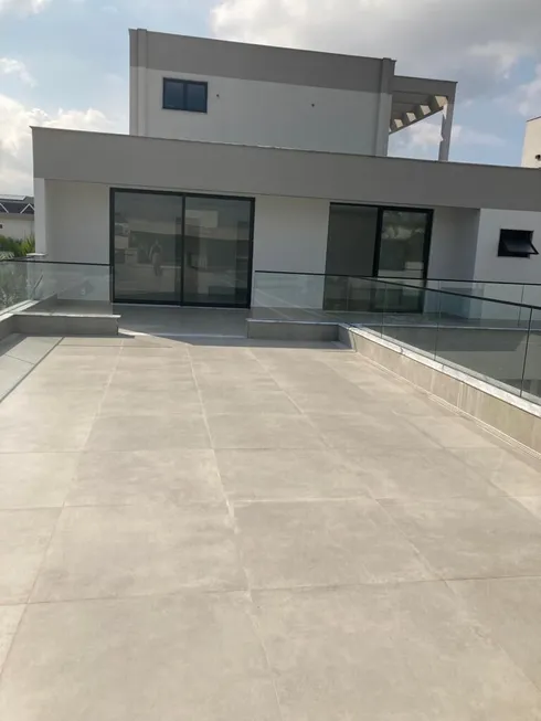 Foto 1 de Casa de Condomínio com 6 Quartos à venda, 600m² em Barra da Tijuca, Rio de Janeiro