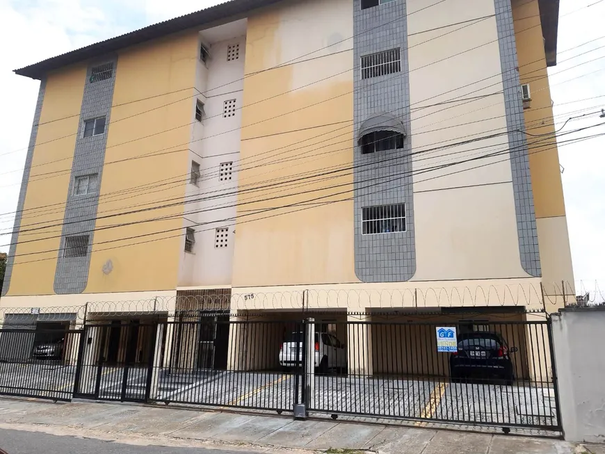 Foto 1 de Apartamento com 3 Quartos à venda, 85m² em Montese, Fortaleza