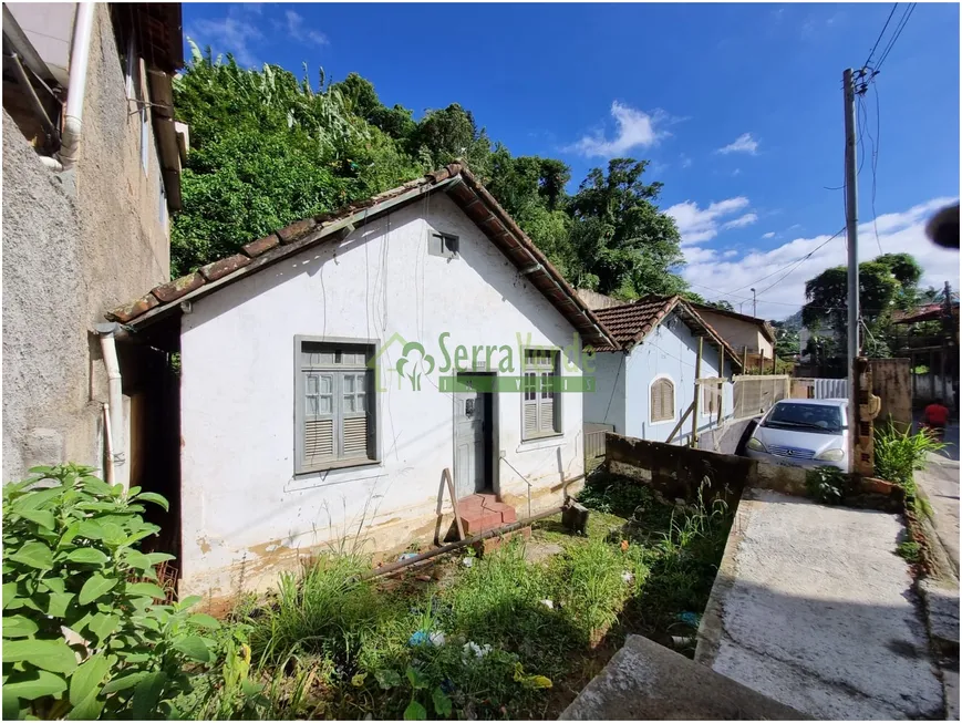 Foto 1 de Casa com 2 Quartos à venda, 60m² em Quissama, Petrópolis