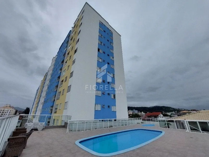 Foto 1 de Apartamento com 2 Quartos à venda, 69m² em Areias, São José