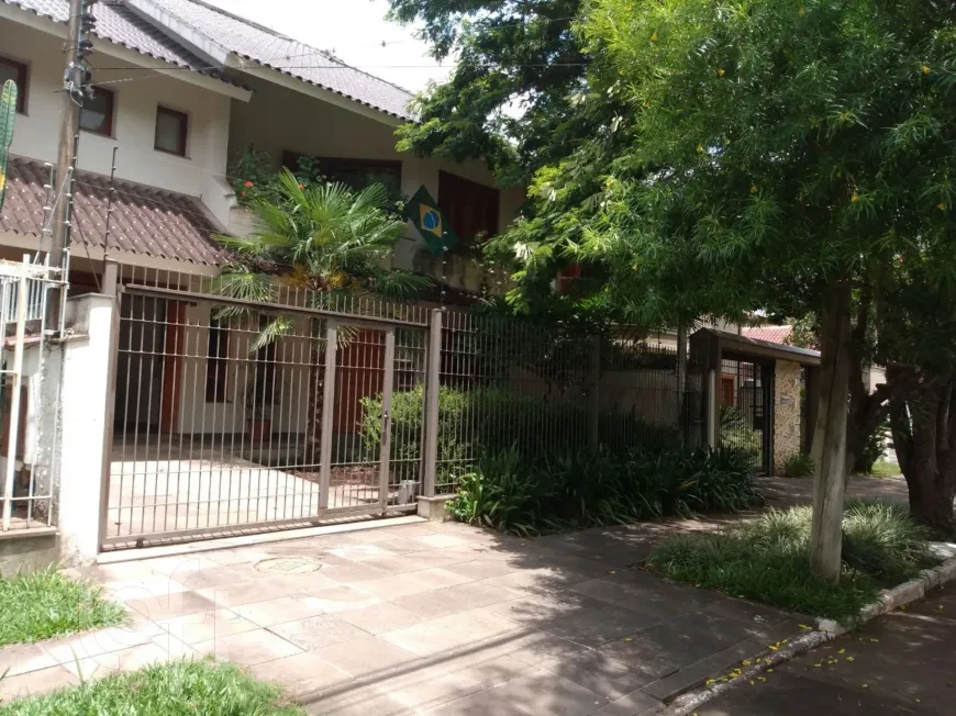 Foto 1 de Casa com 3 Quartos à venda, 350m² em Marechal Rondon, Canoas